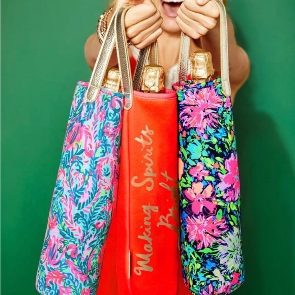 Lilly Pulitzer Wine Bag - Picture 4 of 8